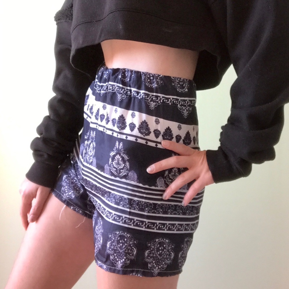 Pattern shorts